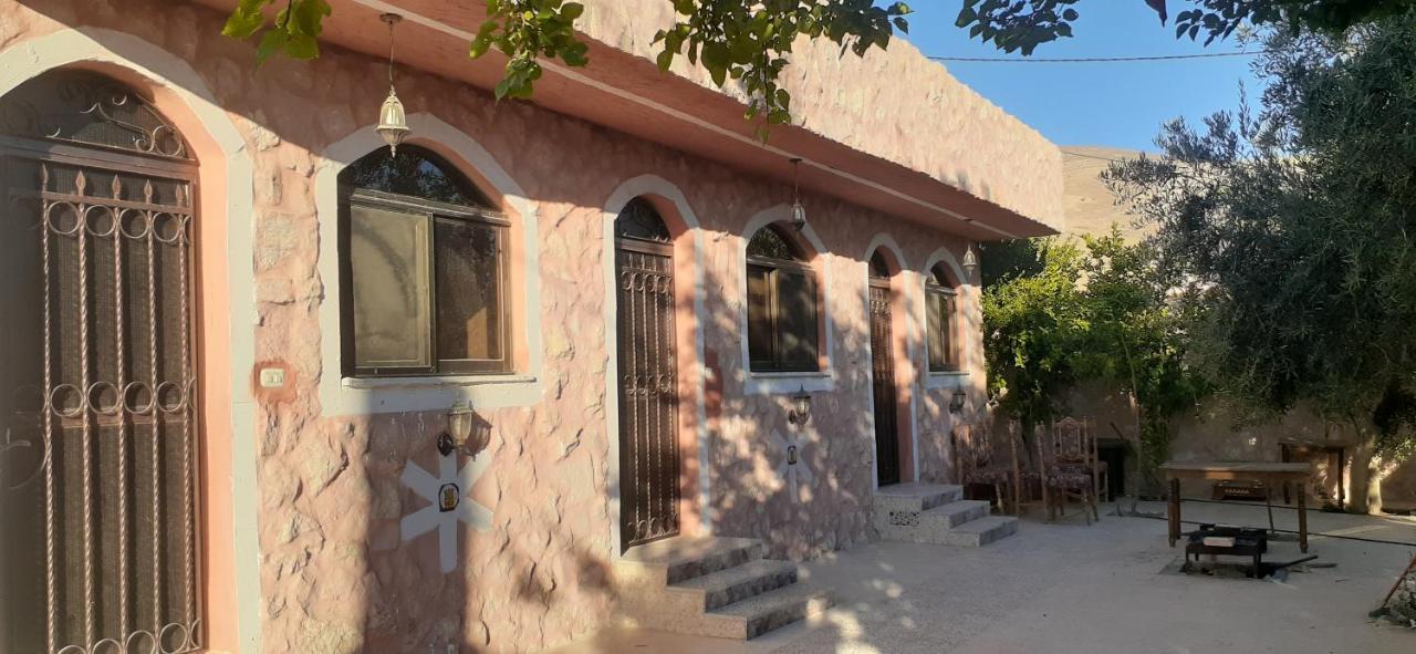 Guest House Attallah Wadi Musa Extérieur photo