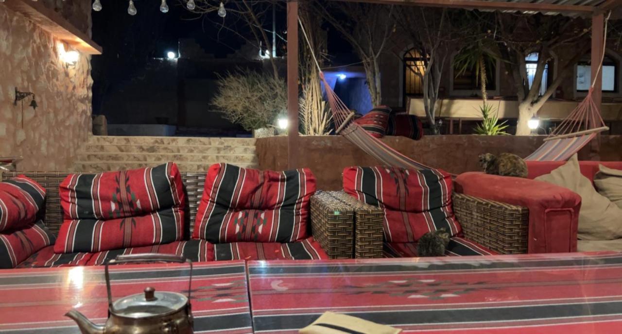 Guest House Attallah Wadi Musa Extérieur photo